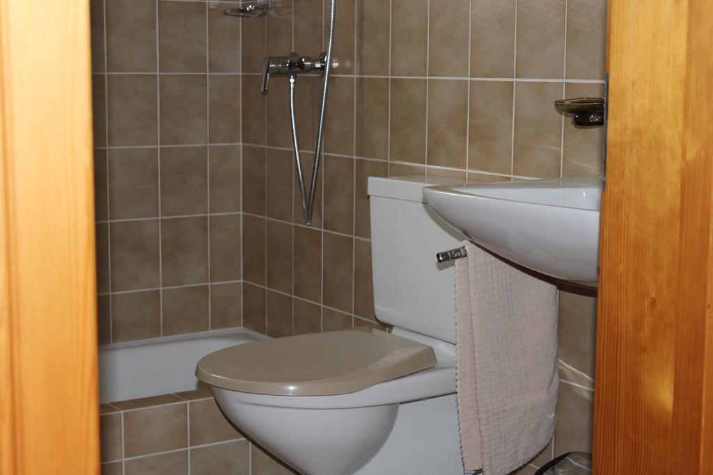 Hus Pravis Apartment Клостерс Екстериор снимка